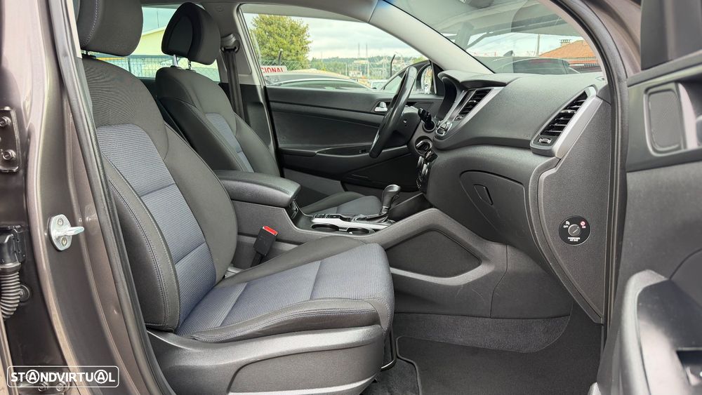 Hyundai Tucson 1.7 CRDi Executive DCT - 13