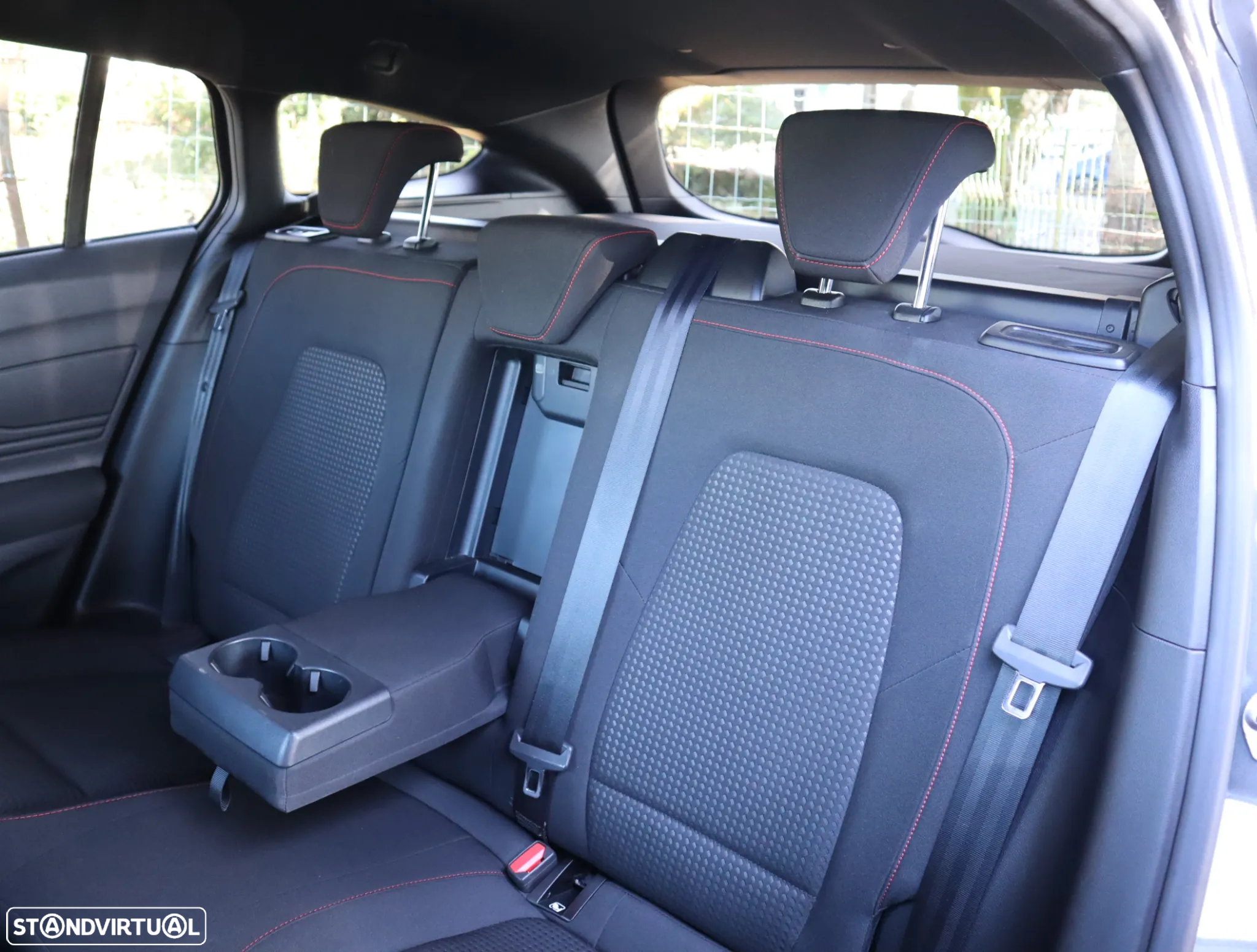Ford Focus SW 1.0 EcoBoost MHEV ST-Line - 24
