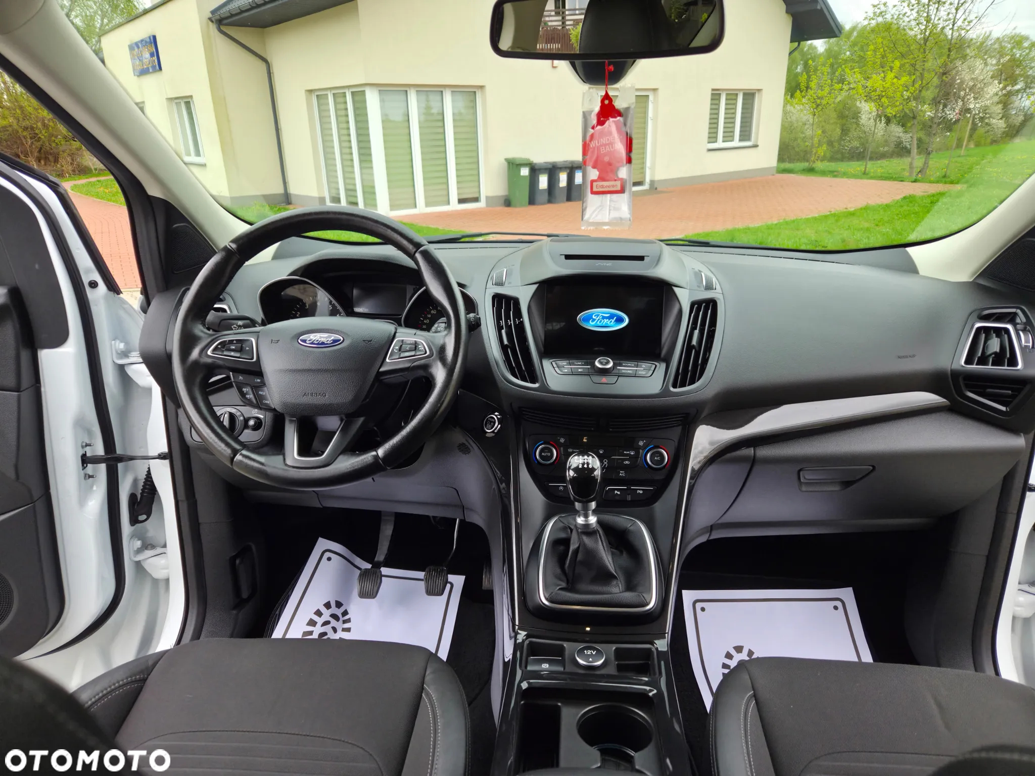 Ford Kuga 1.5 EcoBoost FWD Titanium - 14