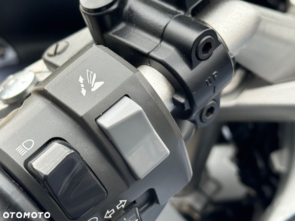 Yamaha FJR - 15