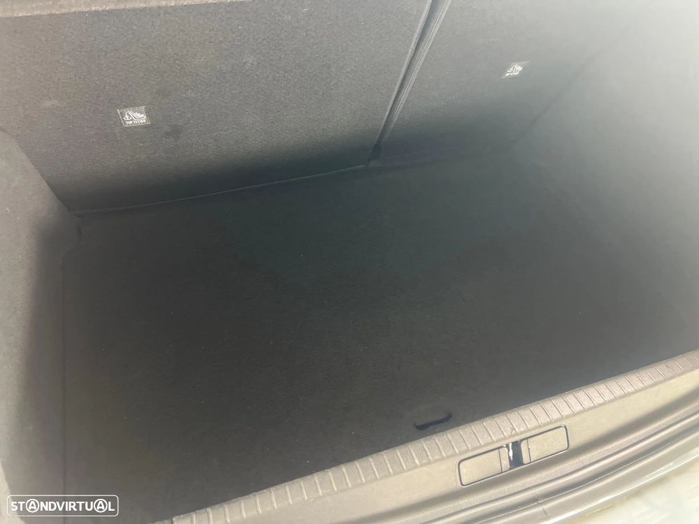 Opel Corsa 1.2 T GS - 10