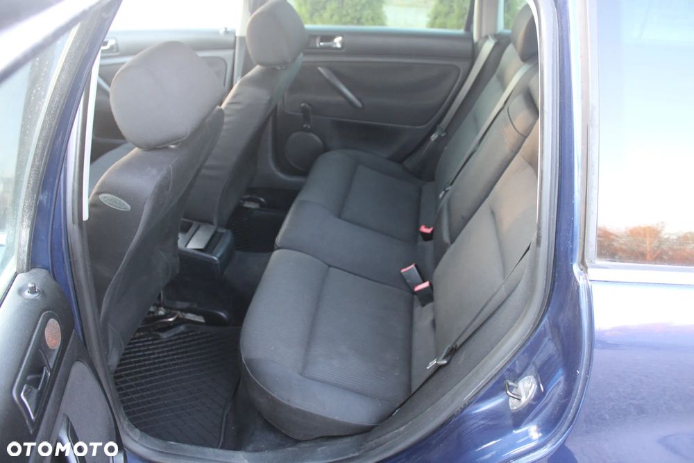 Volkswagen Passat 1.9 TDI Comfortline - 13