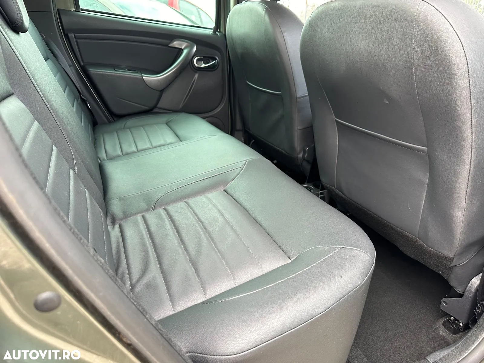 Dacia Duster 1.5 dCi 4x2 Ambiance - 21