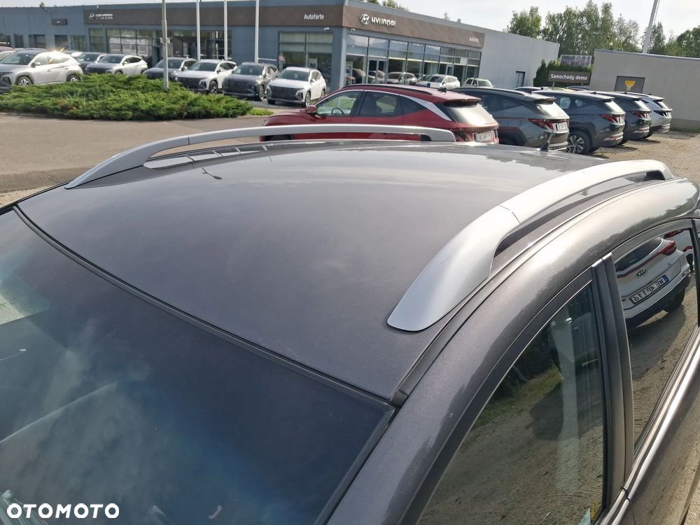 Toyota Corolla Verso 2.2 D-4D Premium + 7os - 27