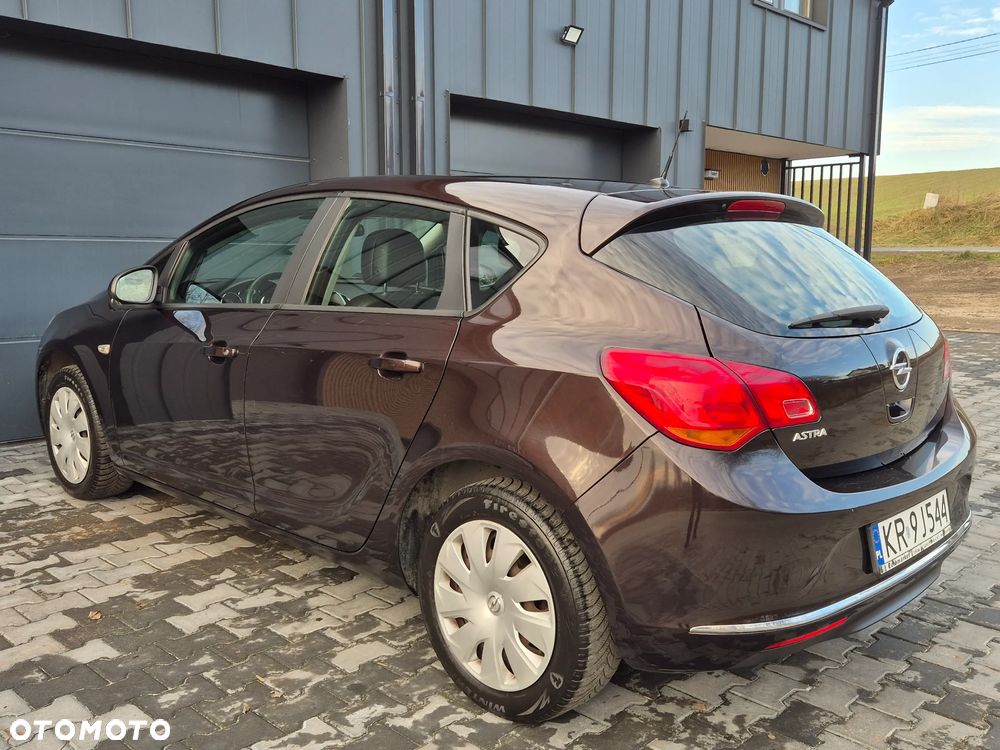 Opel Astra 1.4 T Cosmo EU6 - 4