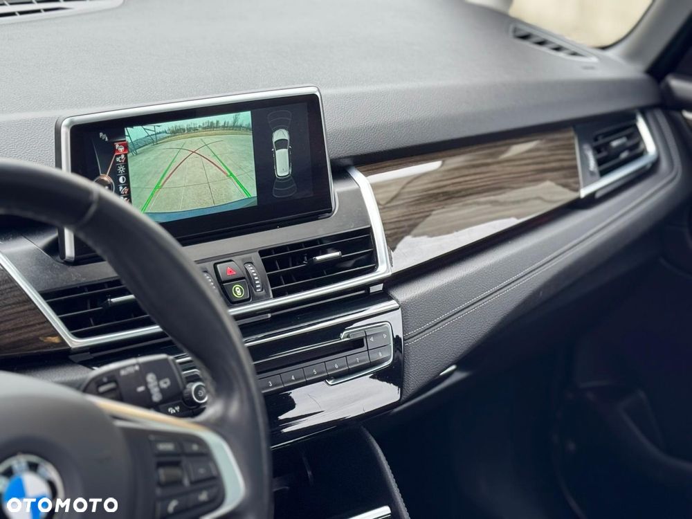 BMW Seria 2 225i Luxury Line - 10
