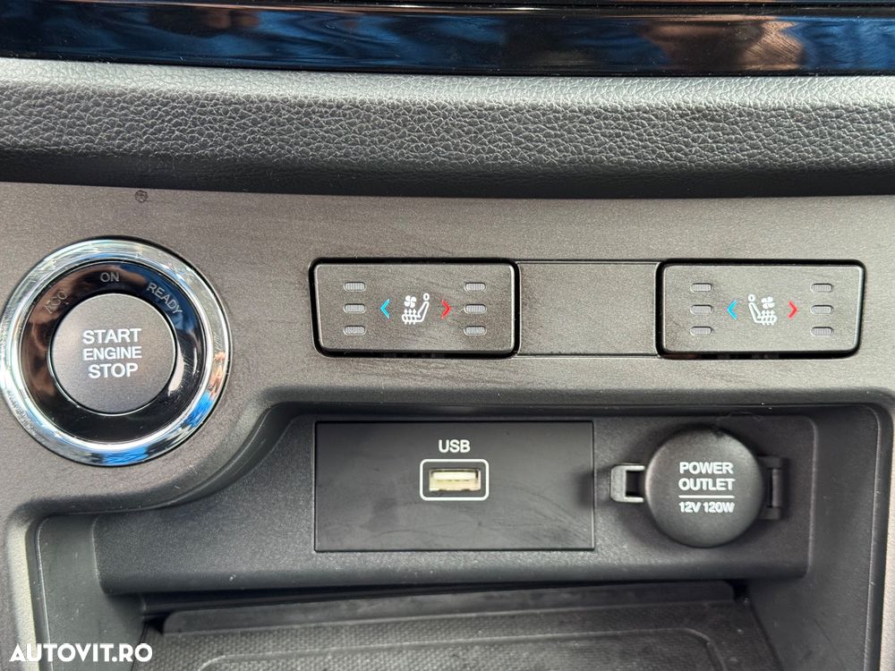 SsangYong Korando e-Motion 61.5 kW Premium - 18