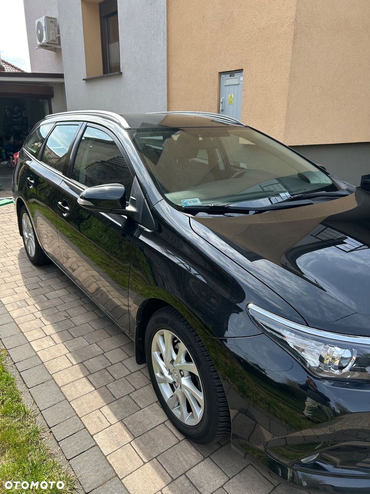 Toyota Auris 1.6 Comfort - 3