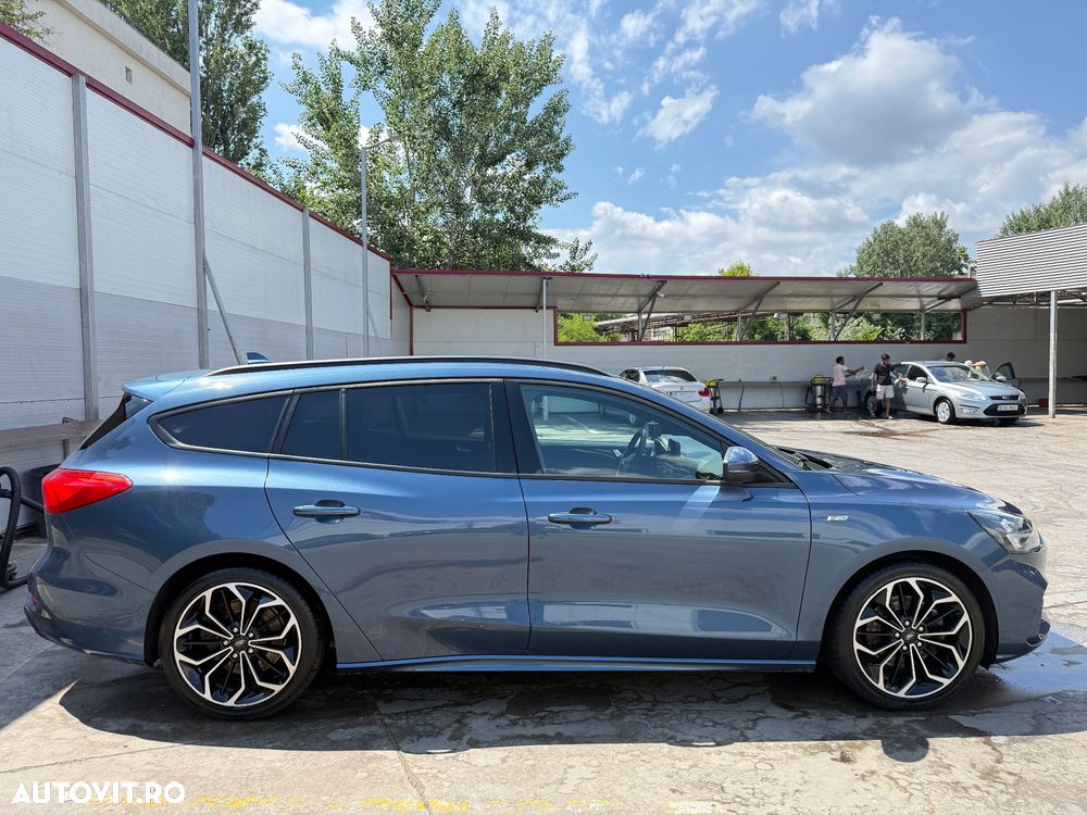 Ford Focus 1.5 EcoBoost Active - 6