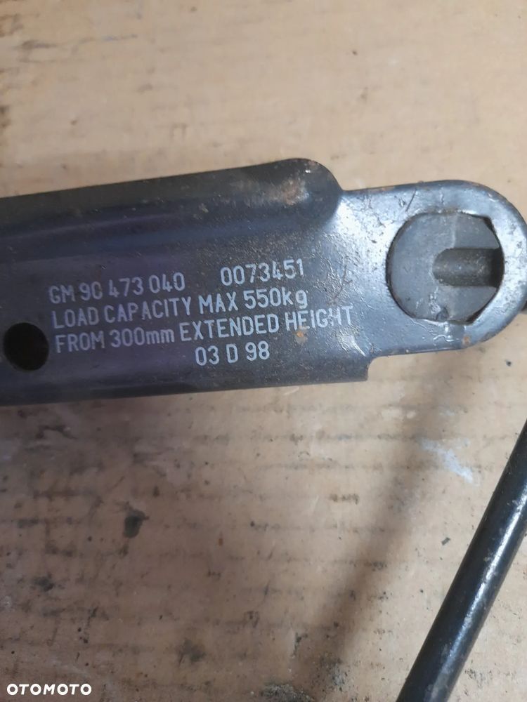 LEWAREK PODNOŚNIK SAMOCHODOWY - 3