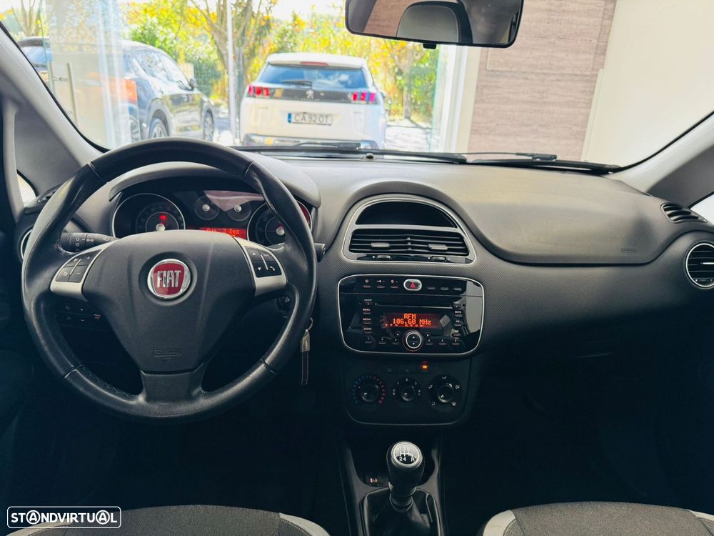 Fiat Punto 1.2 Lounge S&S - 8