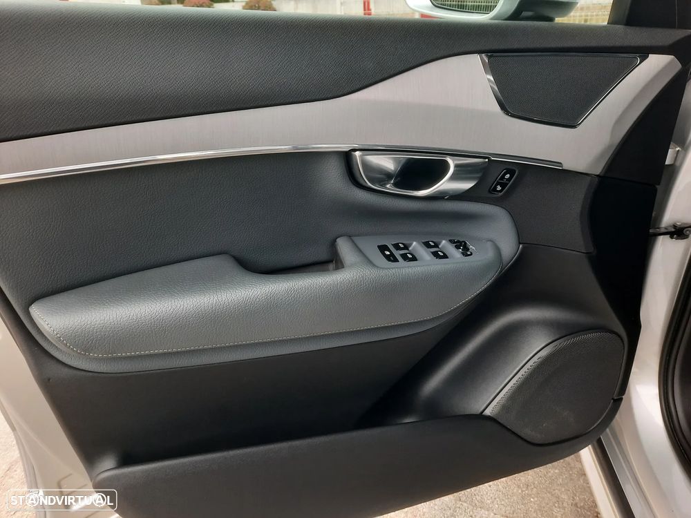 Volvo XC 90 T8 AWD Recharge Geartronic Inscription - 25