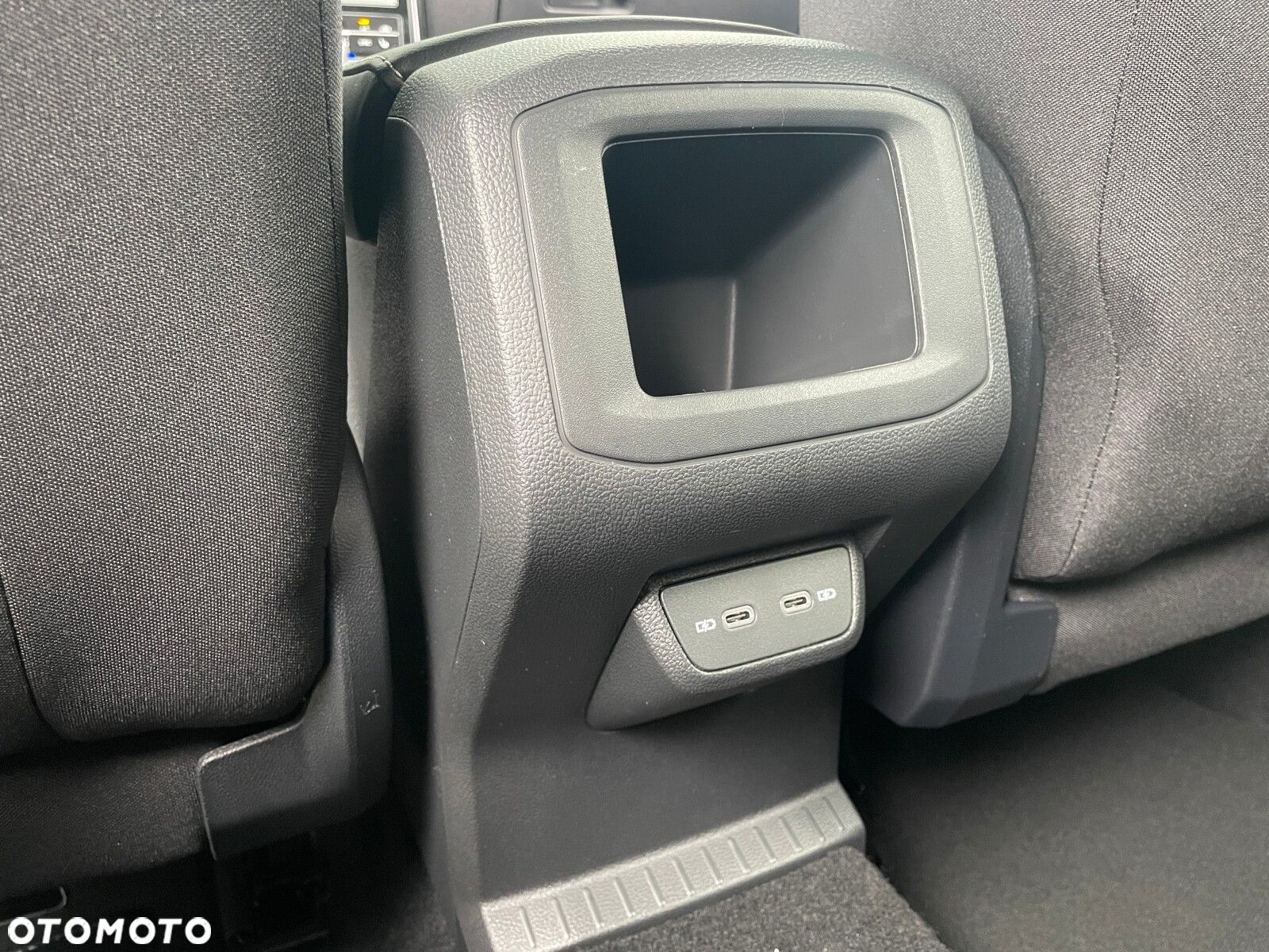 Volkswagen T-Cross 1.5 TSI ACT R-Line Plus DSG - 28