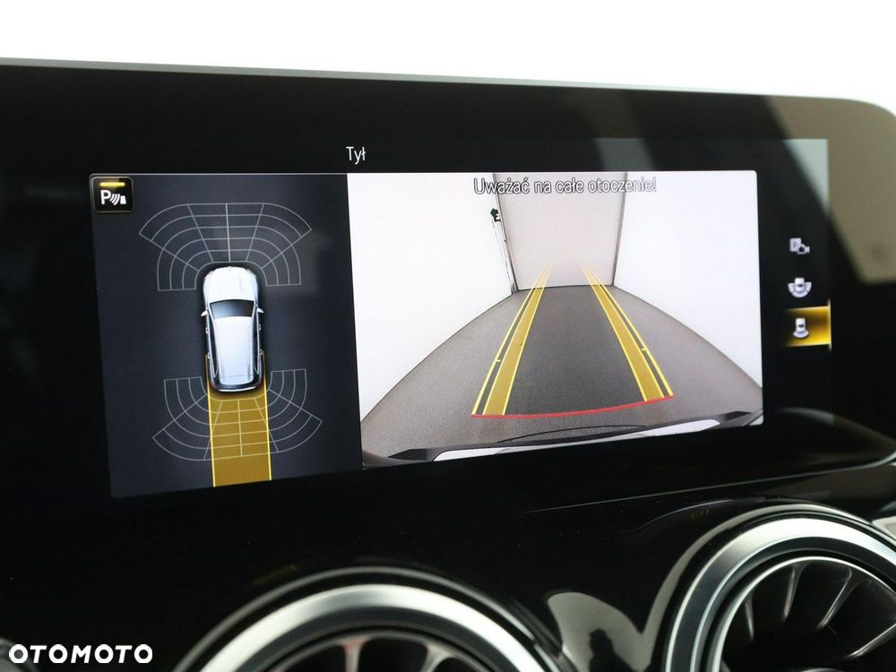 Mercedes-Benz GLB 200 d 8G-DCT Progressive - 25