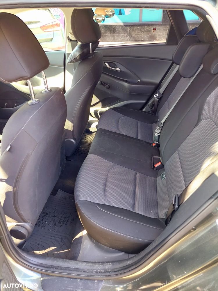 Hyundai i30 1.5 110CP 5DR M/T Comfort - 4