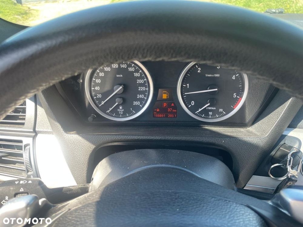 BMW X6 xDrive40d - 10