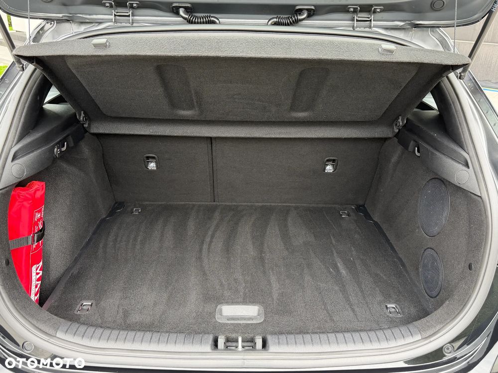 Kia Ceed 1.4 T-GDI DCT OPF Spirit - 25