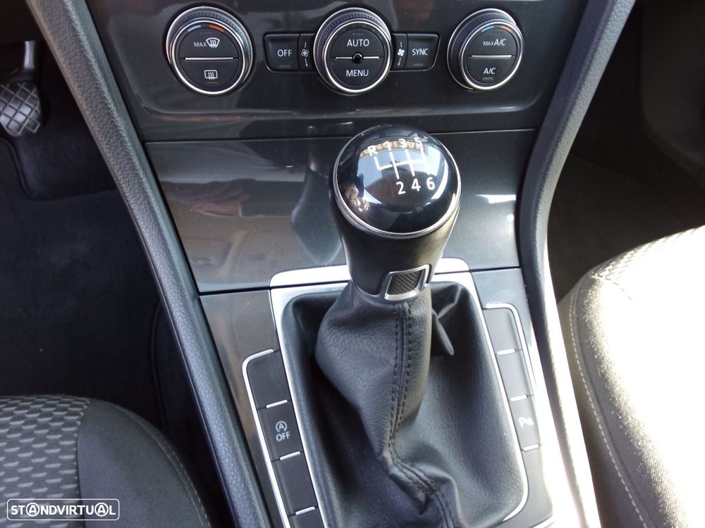 VW Golf Variant 1.0 TSI Trendline - 17