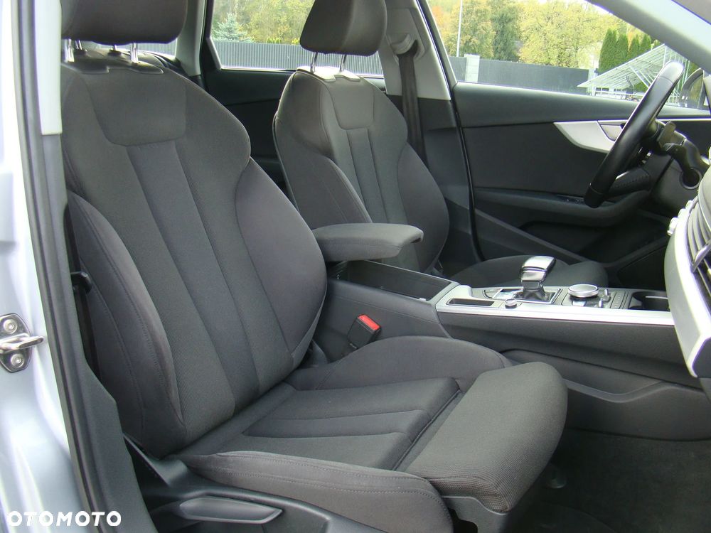 Audi A4 Avant 2.0 TFSI ultra S tronic - 22