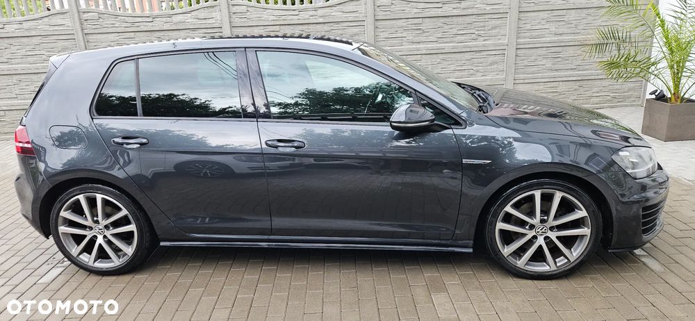 Volkswagen Golf - 8