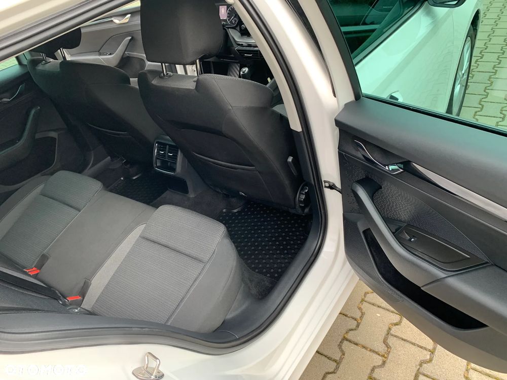 Skoda Octavia 1.5 TSI ACT Ambition - 15