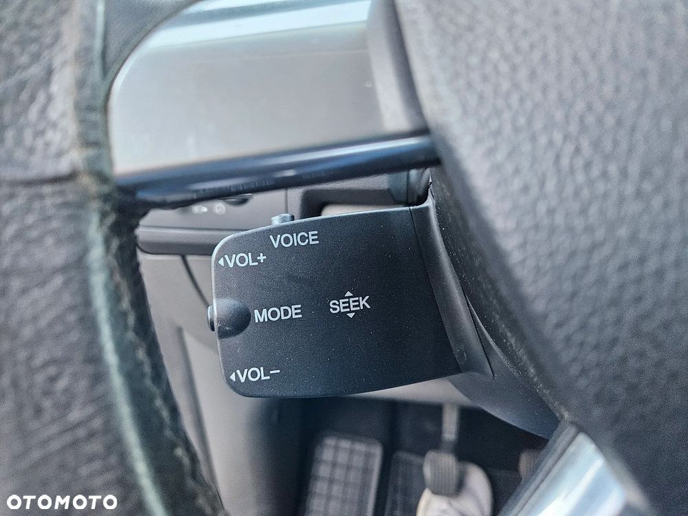 Ford C-MAX 1.8 Black Magic - 23