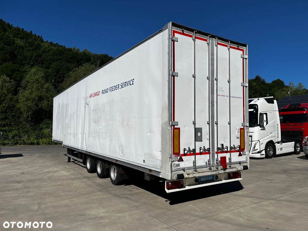 Talson Naczepa Izoterma Pojemnościowa // 3.03cm // Rolki // 105m3 // - 3