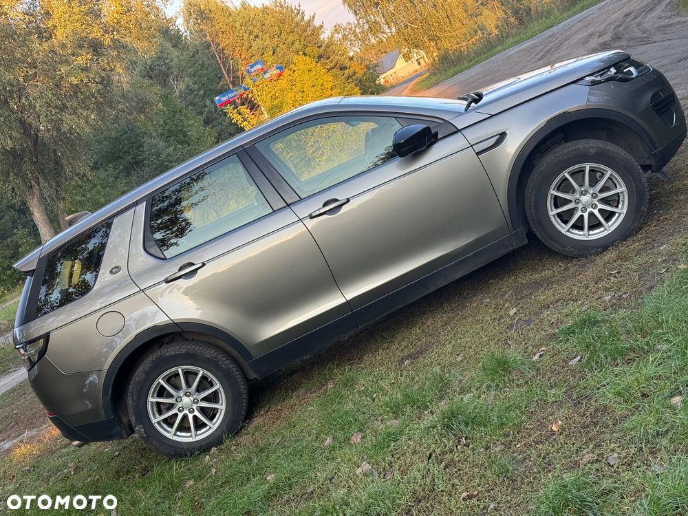 Land Rover Discovery Sport 2.0 D150 - 8
