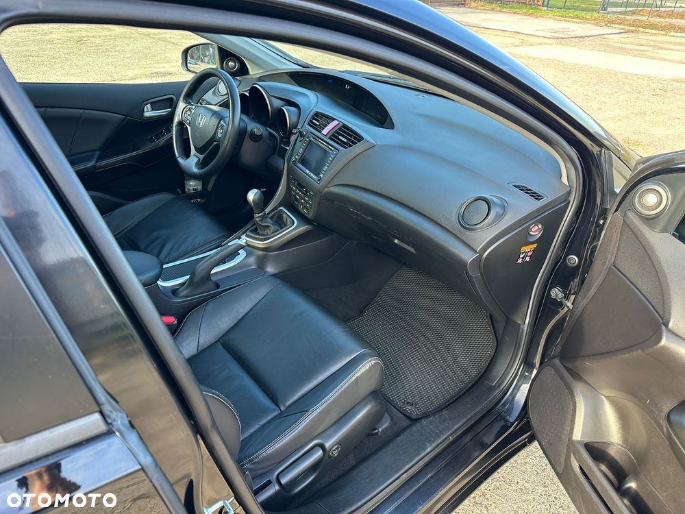 Honda Civic 1.8 Executive NAVI - 11