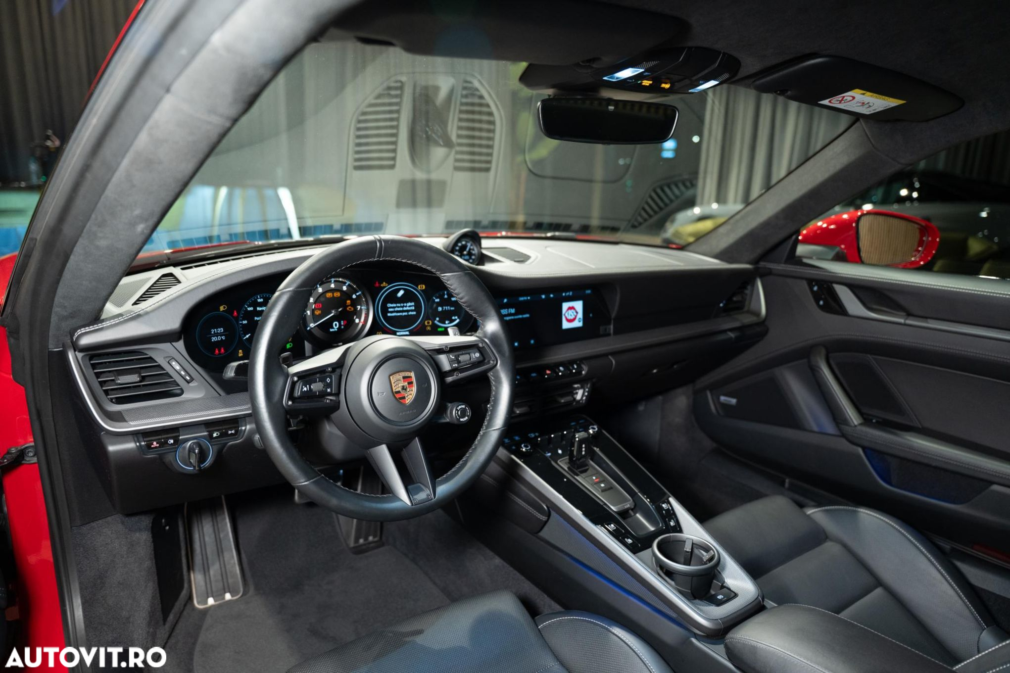 Porsche 911 Carrera S - 10