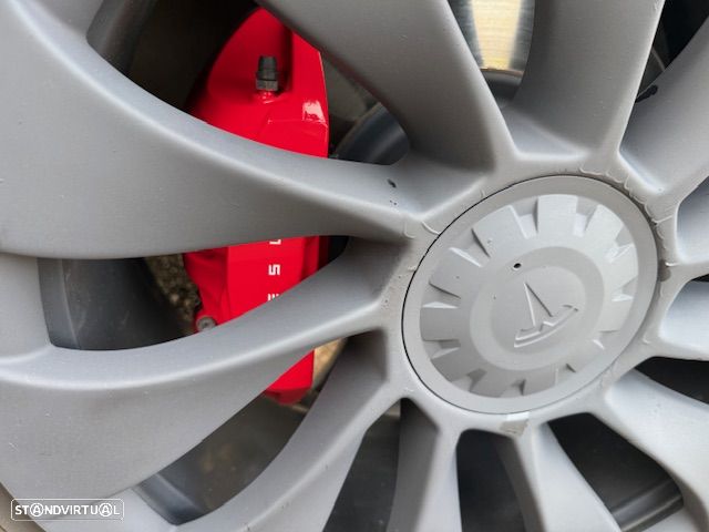 Tesla Model Y Performance Tração Integral - 14