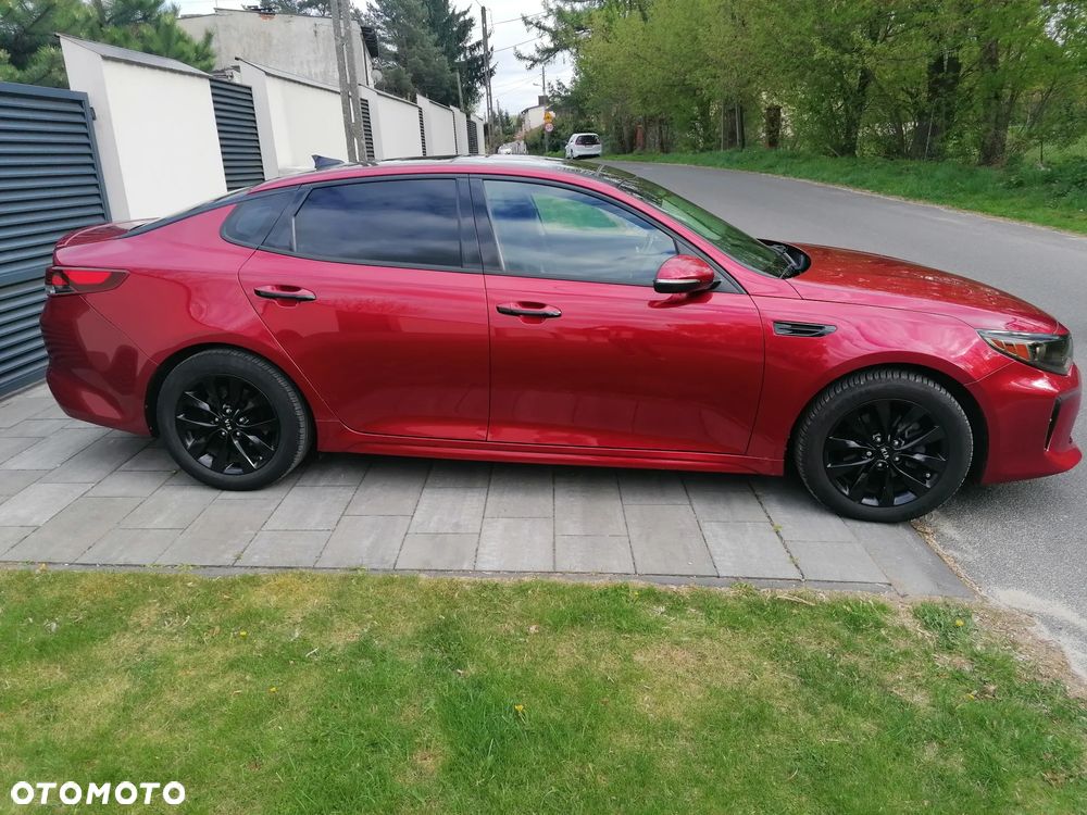 Kia Optima - 1