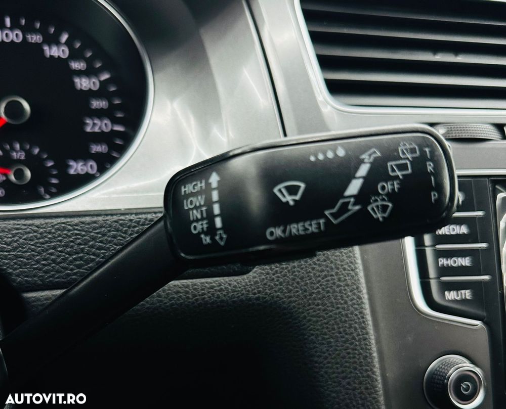 Volkswagen Golf 1.2 TSI Comfortline BlueMotion Technology - 26