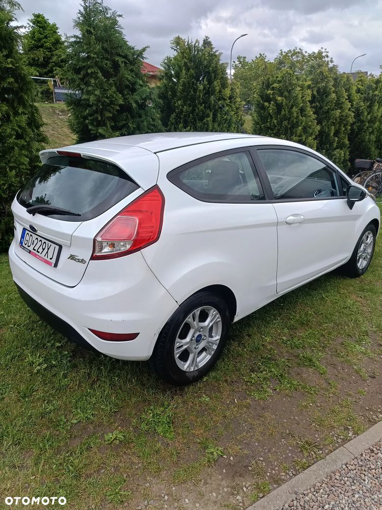 Ford Fiesta 1.5 TDCi SYNC Edition - 3