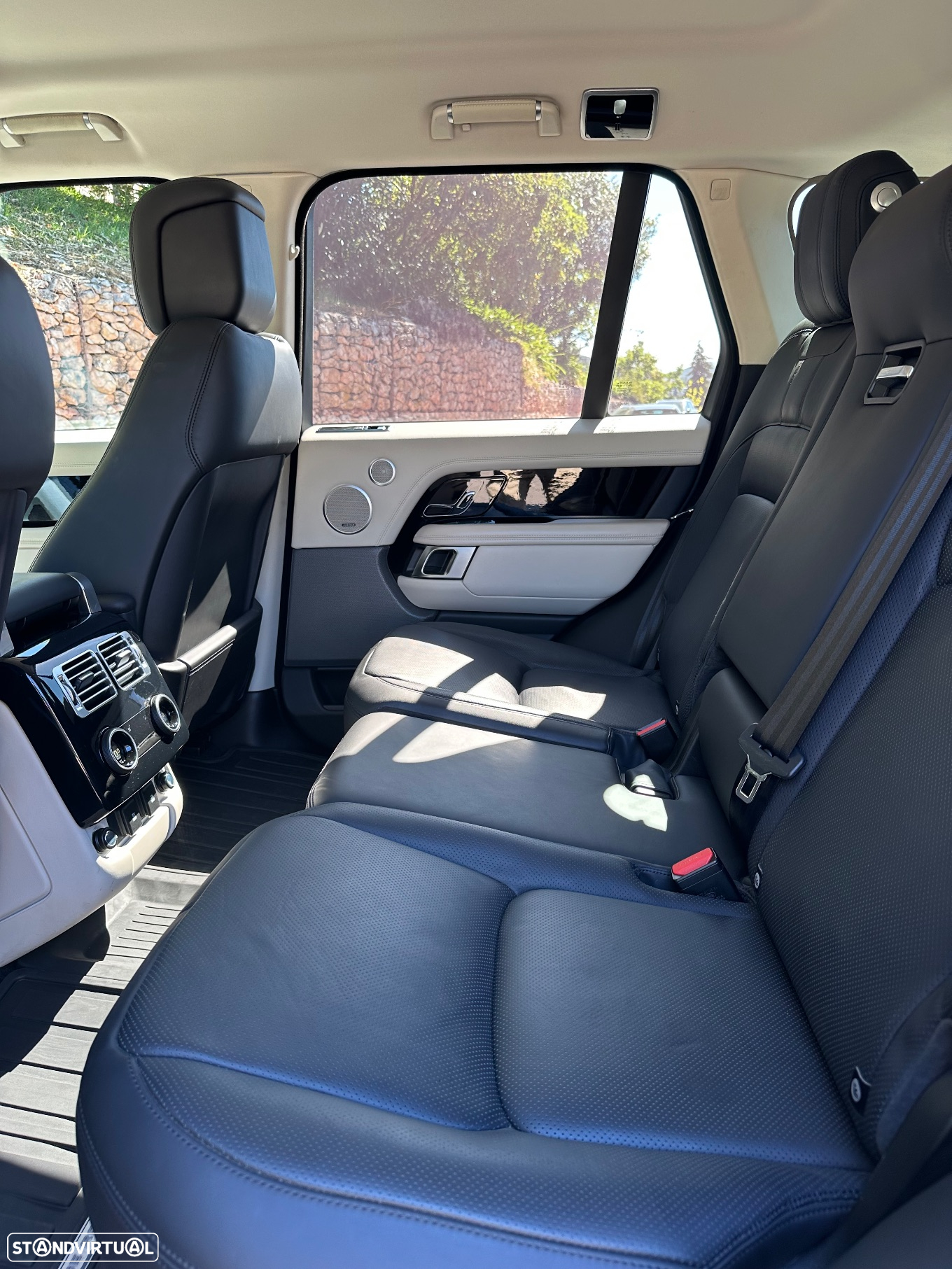 Land Rover Range Rover 2.0 Si4 PHEV Vogue - 11
