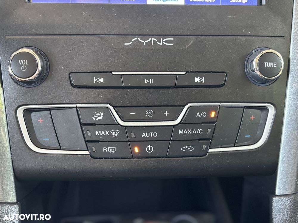 Ford Mondeo Turnier 2.0 Ti-VCT Hybrid Titanium - 25