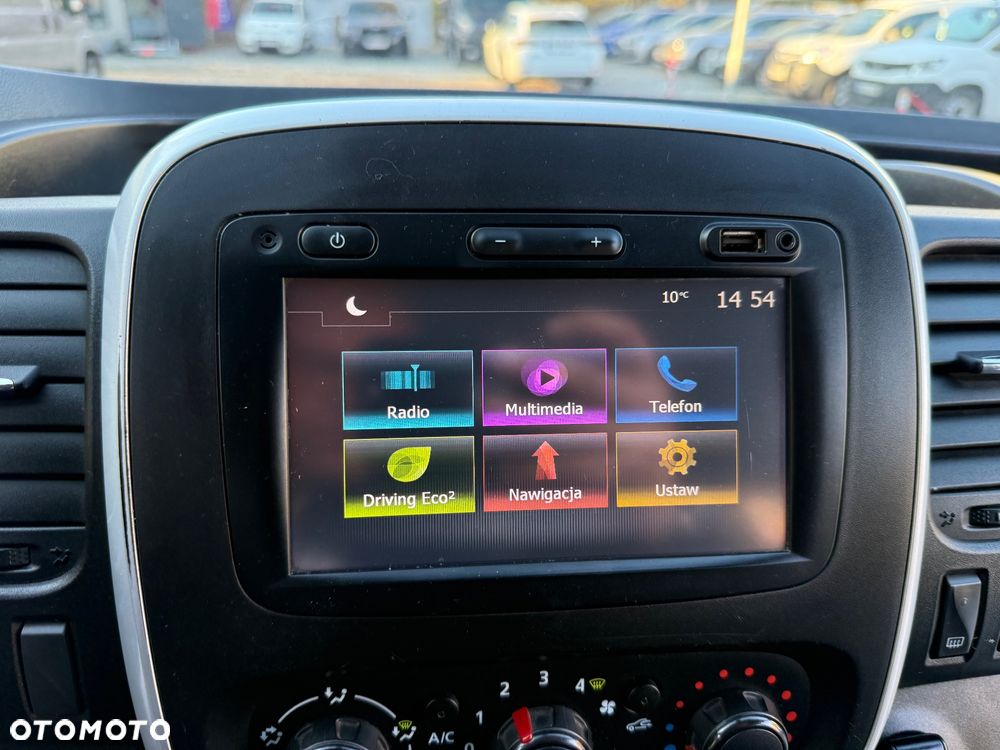 Renault Trafic Furgon Brygadowy Long L2H1 6 osób - 12