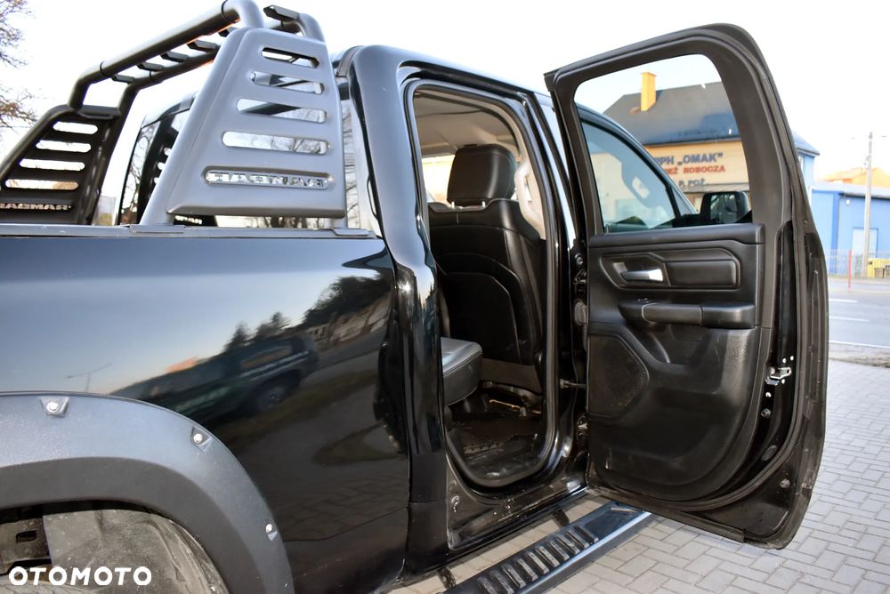Dodge RAM - 21