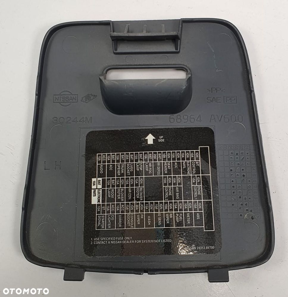 KLAPKA BEZPIECZNKÓW KONSOLI NISSAN PRIMERA P12 68964-AV600 - 2