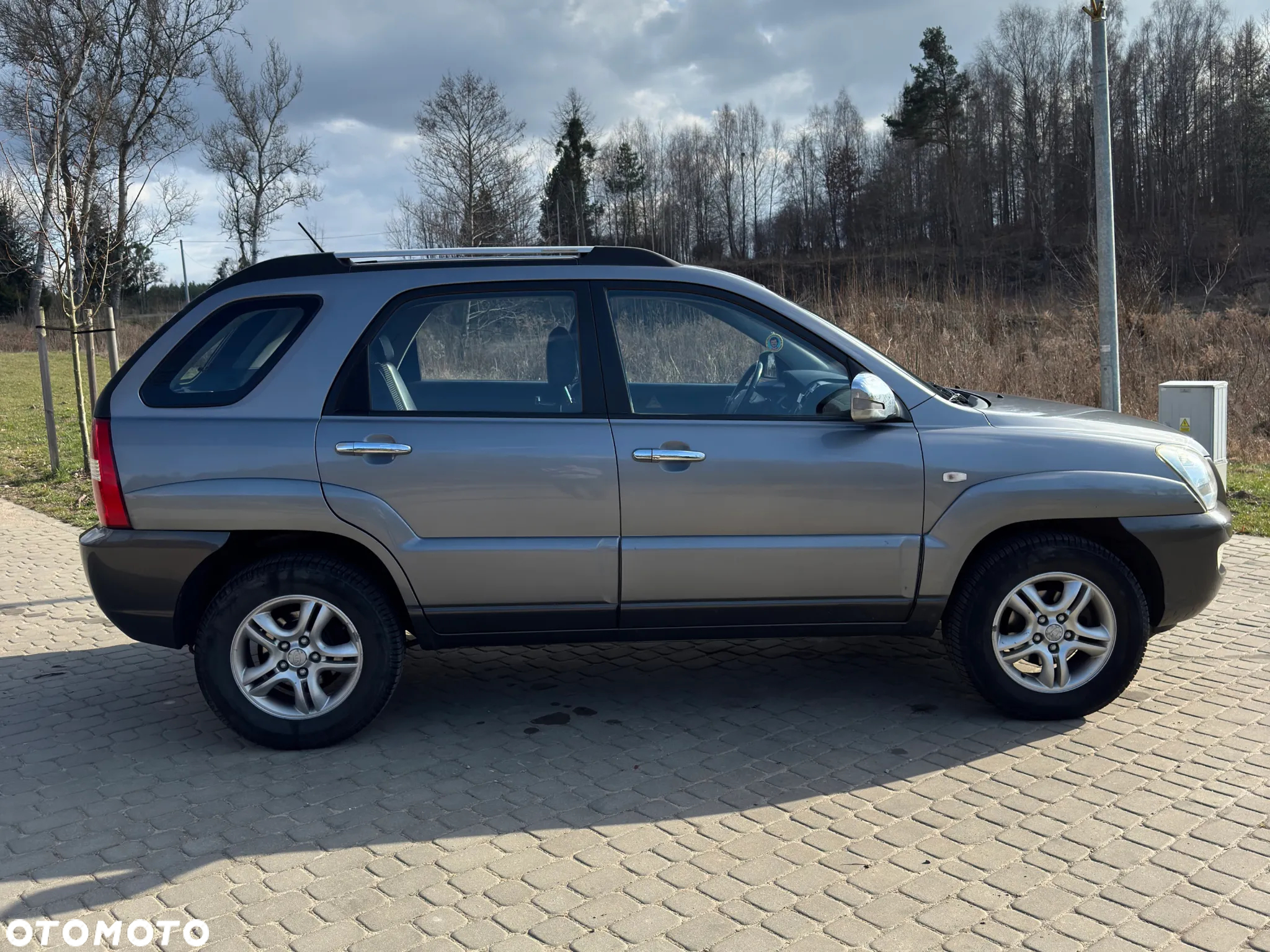 Kia Sportage 2.0 CRDI EX - 9
