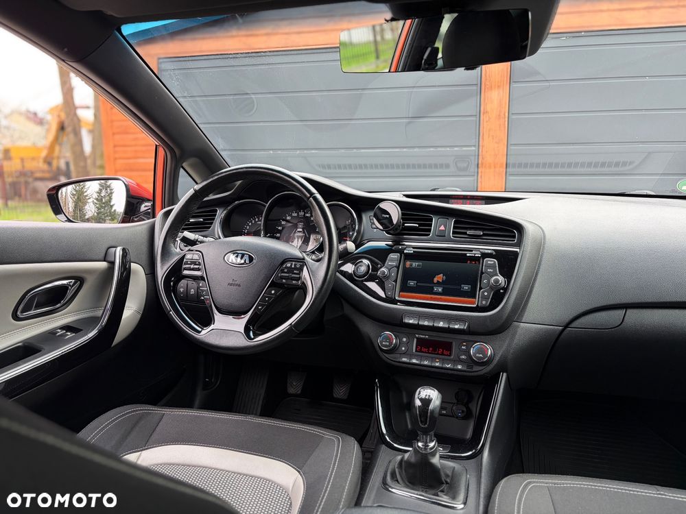 Kia Ceed 1.6 GDI Vision - 4