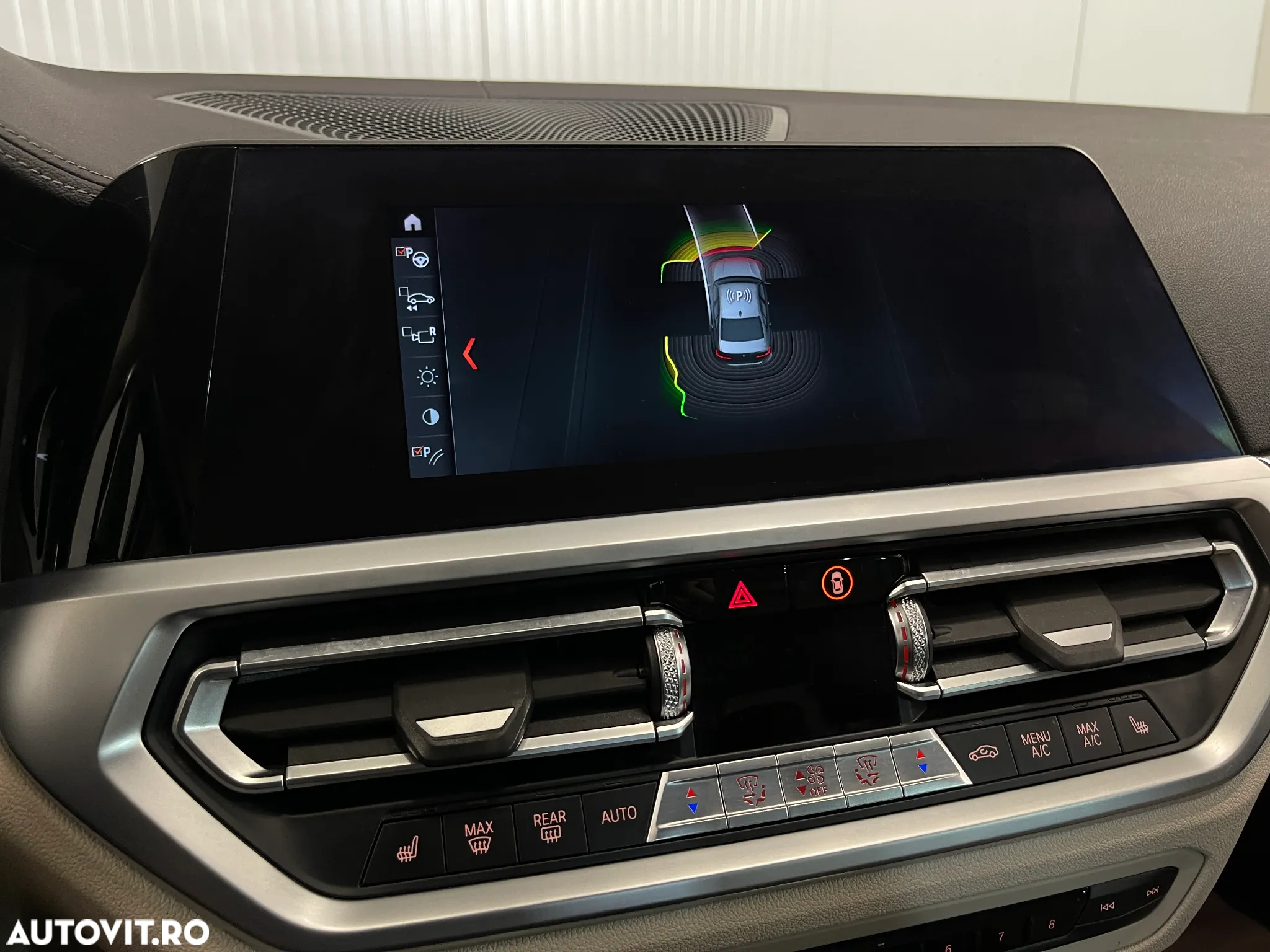 BMW Seria 3 330i xDrive AT - 15