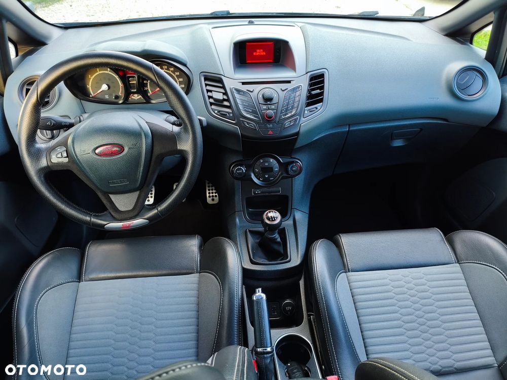 Ford Fiesta 1.6 Ti-VCT Sport - 13
