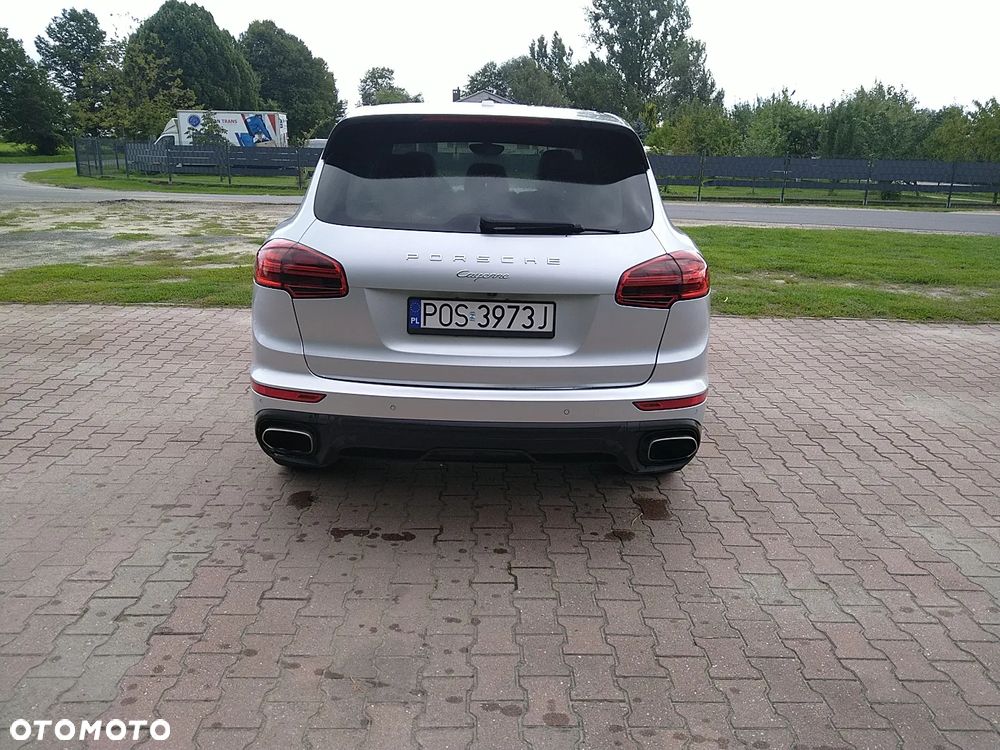 Porsche Cayenne Platinum Edition - 7
