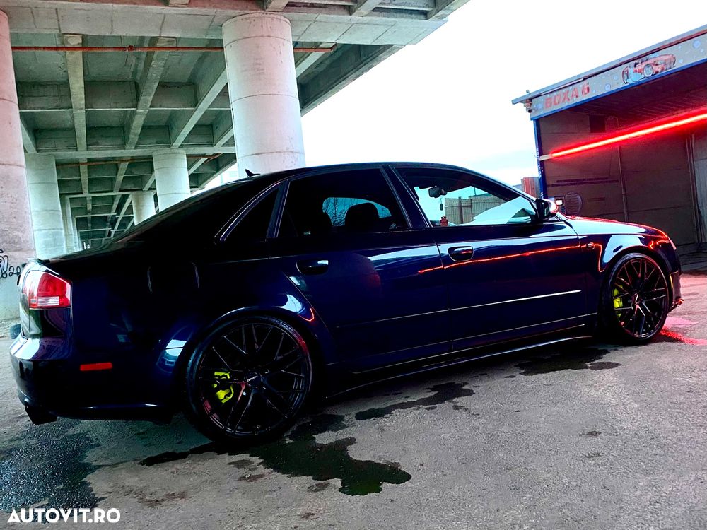 Audi A4 2.0 T FSI multitronic - 12