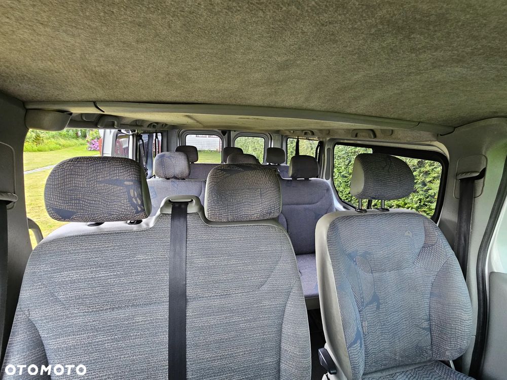 Renault Trafic - 10