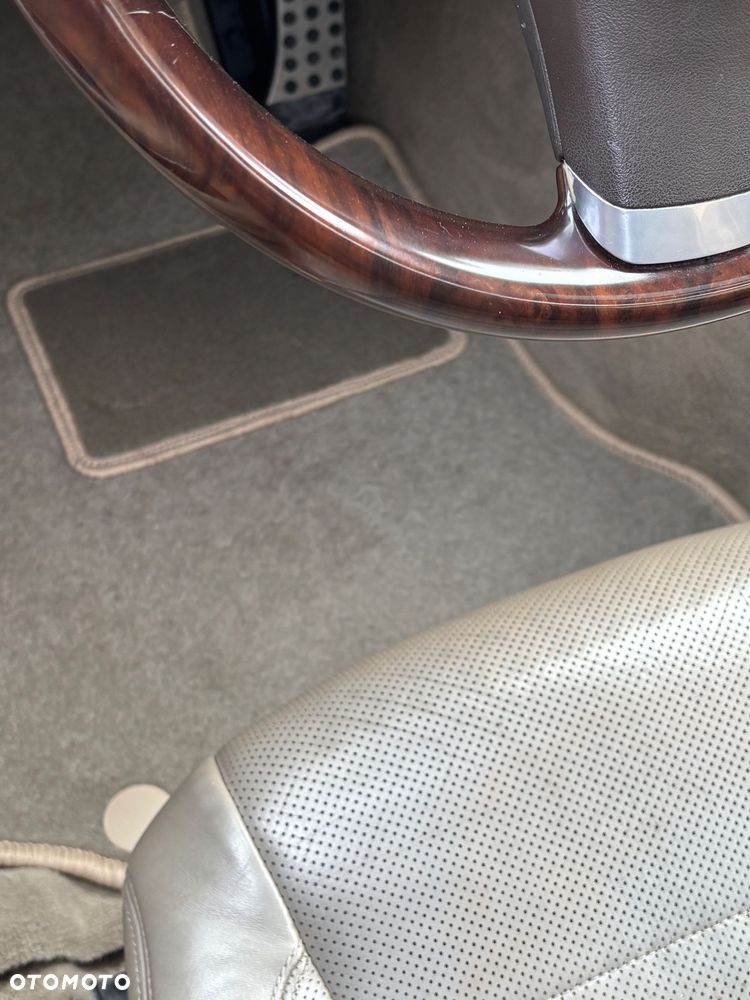 Mercedes-Benz Klasa E - 18