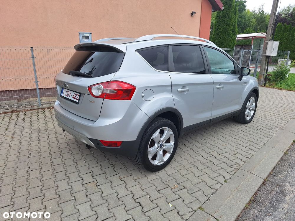 Ford Kuga - 9
