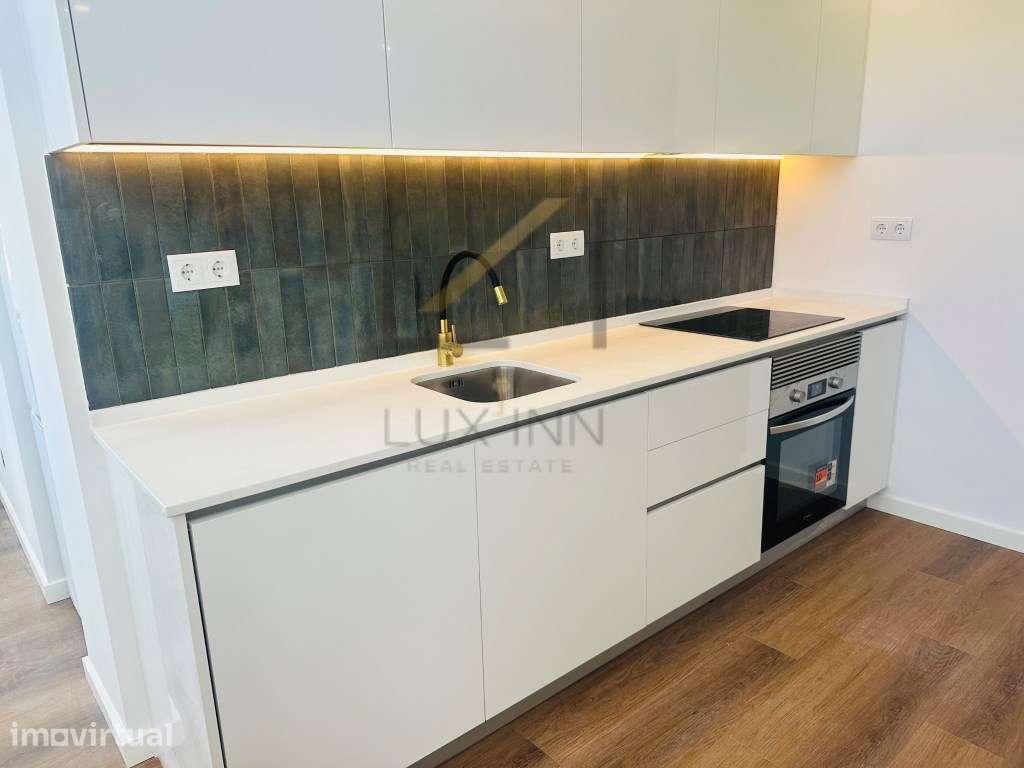 T2 Remodelado Av. Alexandre Salles Venteira - Amadora - Grande imagem: 4/20