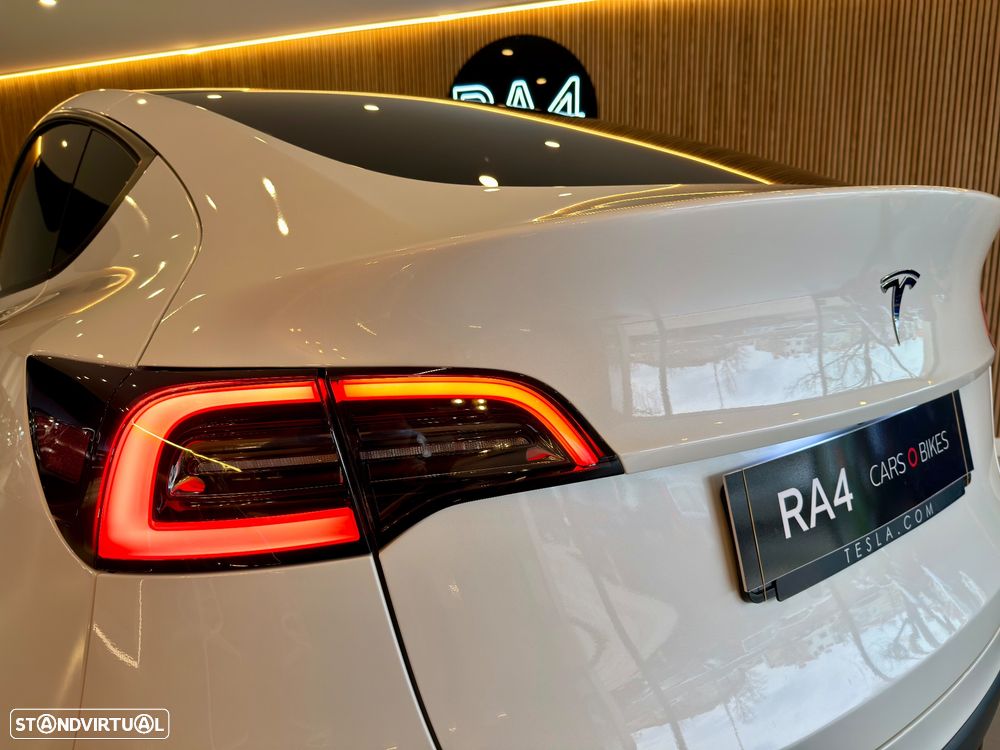 Tesla Model Y Tração Traseira - 29